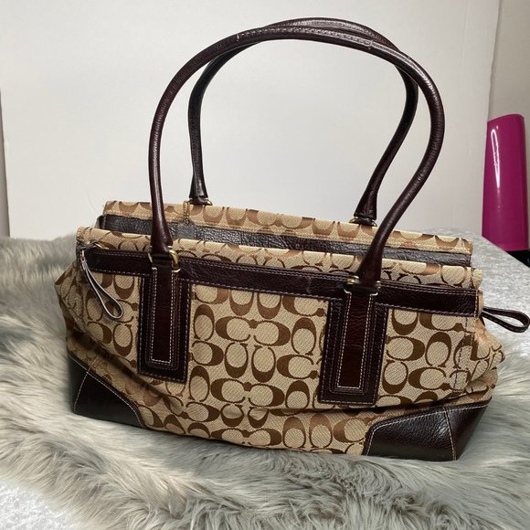 EUC Coach Hampton Business Carryall - Signature Jacquard - Picture 7 of 10